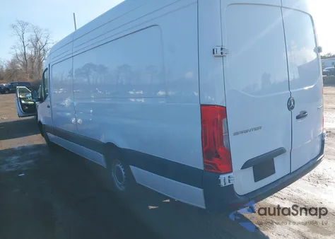 2025 Mercedes-Benz Sprinter 2500 High Roof 4-Cyl Diesel z USA, uszkodzony, nr VIN W1Y4KDHY8ST214552